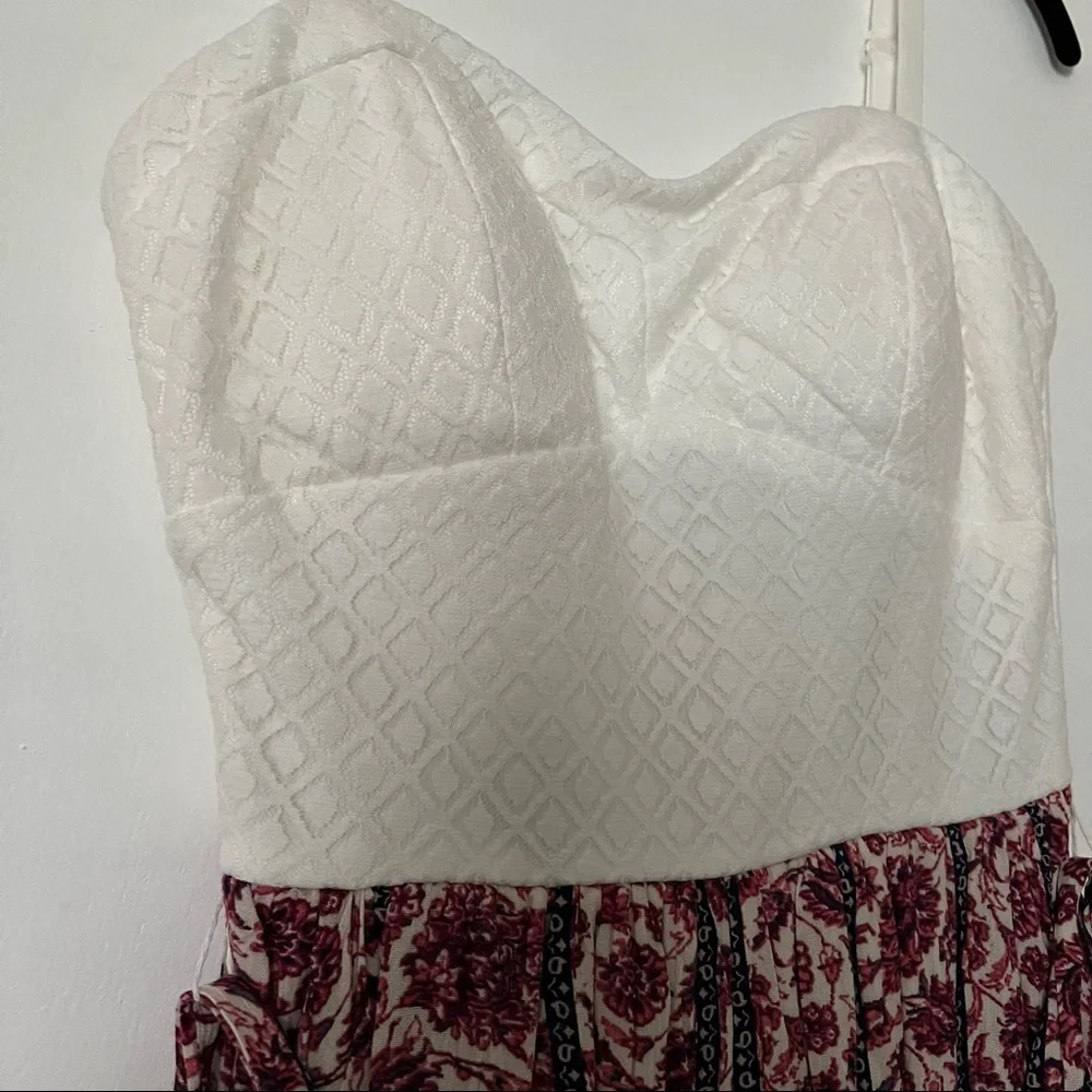 Lily Rose Womens Medium White Floral Shorts Romper w/pockets NEW - Picture 3 of 6